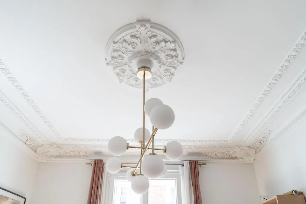 Familial Parisien Apartamento