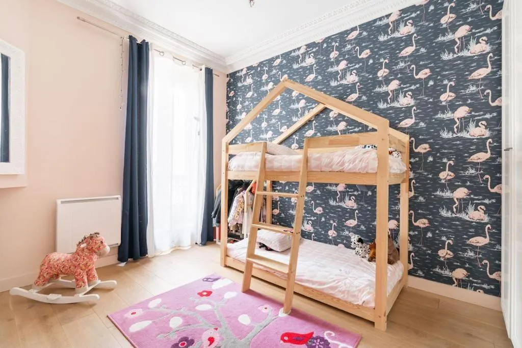 Familial Parisien Apartamento *